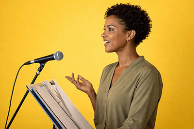 Illustration d'un client en séance de coaching de prise de parole en public